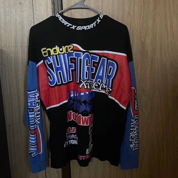 Urban Outfitters Tops - Shiftgear skate long sleeve Tee